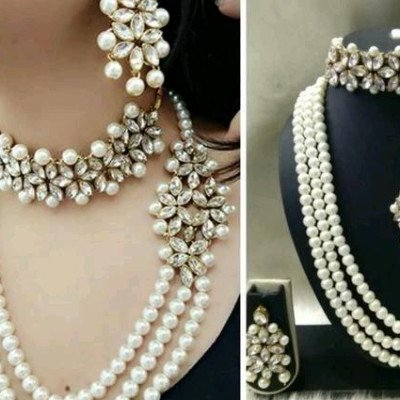 Stylish White Alloy Women's Jewellery Set 