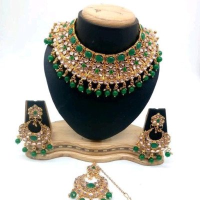 Diva Best Kundan Unique Jewellery Sets