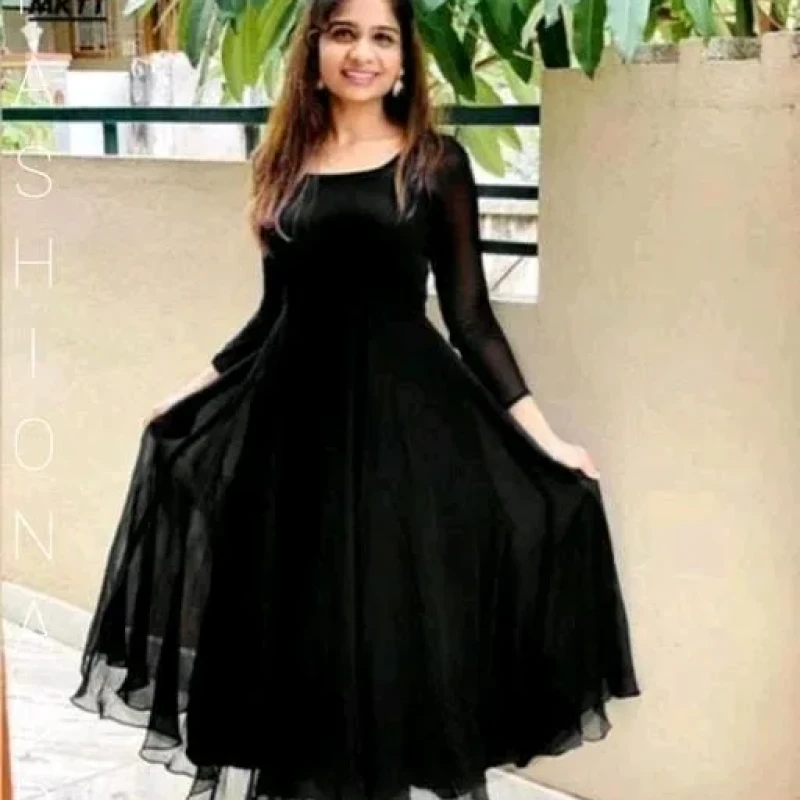 Aishani Voguish Georgette Black Kurtis