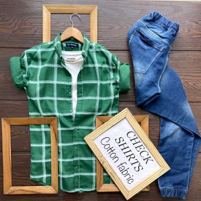 Trendy Men Green Full Sleeves Shirt